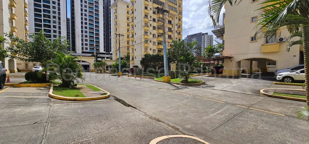 Apartamento en Venta en Condado del Rey  JG