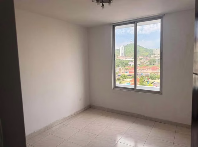 CONDADO DEL REY / MCGREGOR POINT / 3 RECÁMARAS / PISCINA - Imagen 7