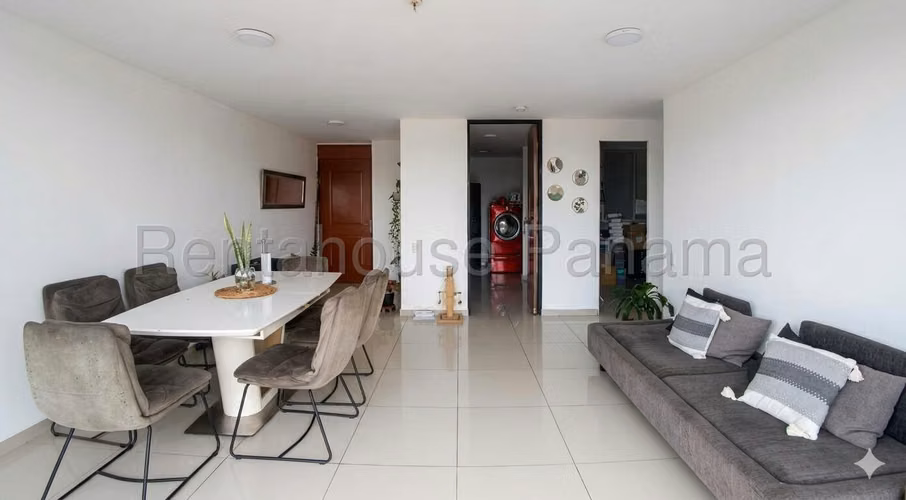Se Vende Apartamento en Ricardo J Alfaro LA26-6890