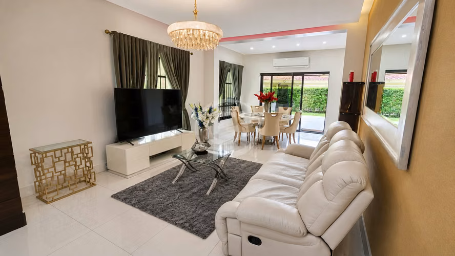 Venta Casa 4 Habitaciones Amoblada Embassy Club Clayton - Imagen 5