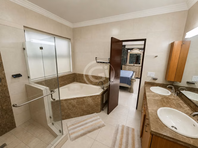 Venta Casa 4 Habitaciones Amoblada Embassy Club Clayton - Imagen 14