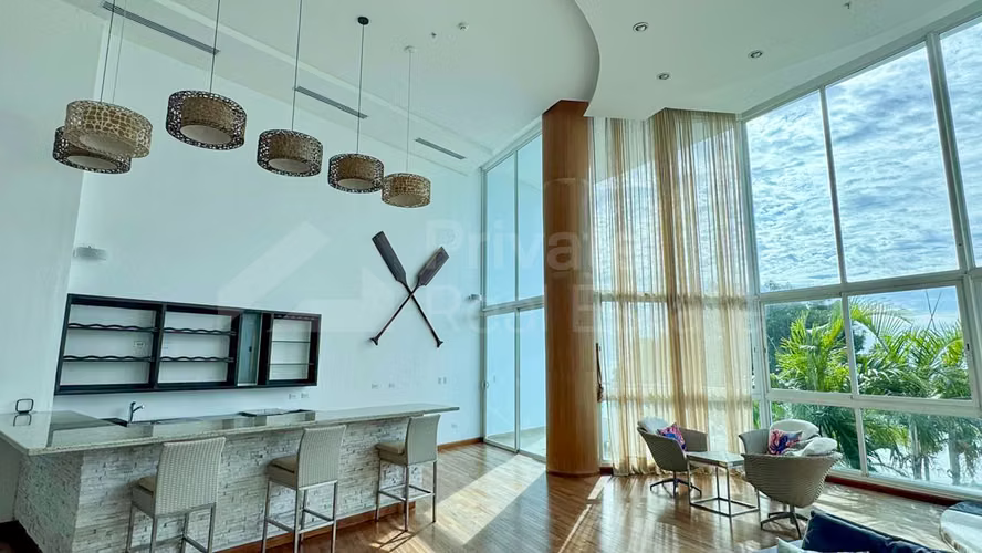 Venta de Apartamento en PH Santa Clara Resindeces