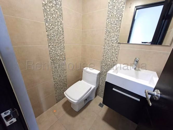 Se Vende Apartamento en San Francisco VLU26-8755