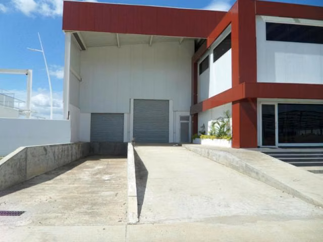 LGU-Venta de bodega en Pacora, Zona Franca de Las Américas.