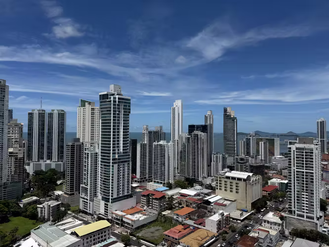 Vendo apartamento en Via España -Signature Point