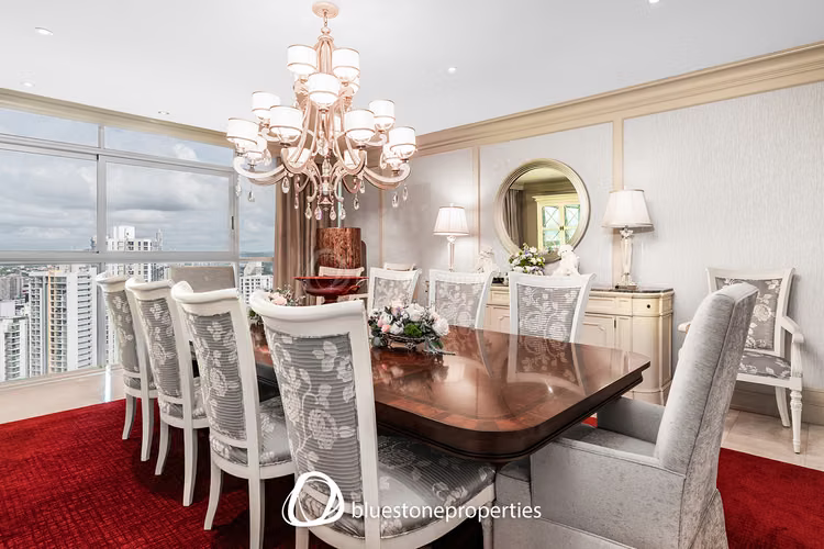 Altos del Golf – Frente al Parque – 622 mts2 – 1,190,000
