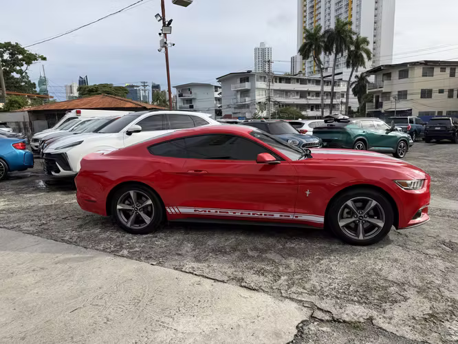 Ford Mustang 2015