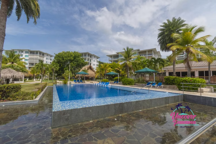 Apartamento con Vista al Mar y a las Montañas en Bijao Beach Club & Residences