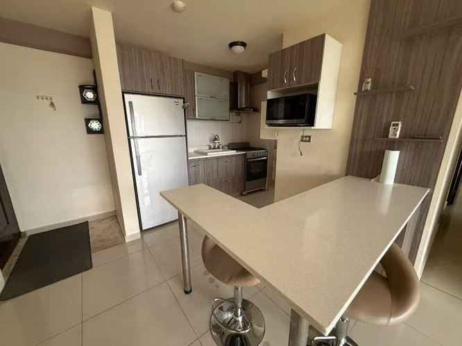 PH CITY TOWER ( LINEA BLANCA COMPLETA 800$