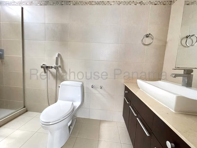Alquiler de Apartamento en Costa del Este Ph Country Club ANL