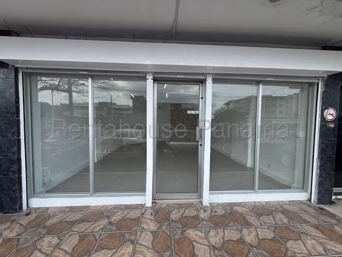 Venta de Local en Chanis Plaza Cincuentenario CCO