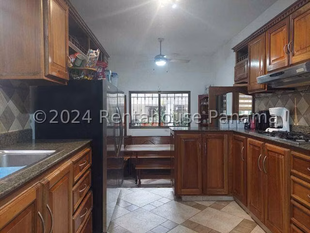 Alquiler de Casa en San Francisco Villa Lilla CCO