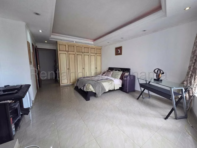 Apartamento Amoblado en  Alquiler en Bayside Tower  Punta Paitilla CIG259739