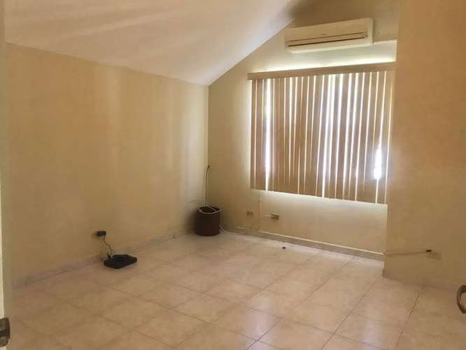 Casa en Venta en La Montañesa Brisas Del Golf CIG227746