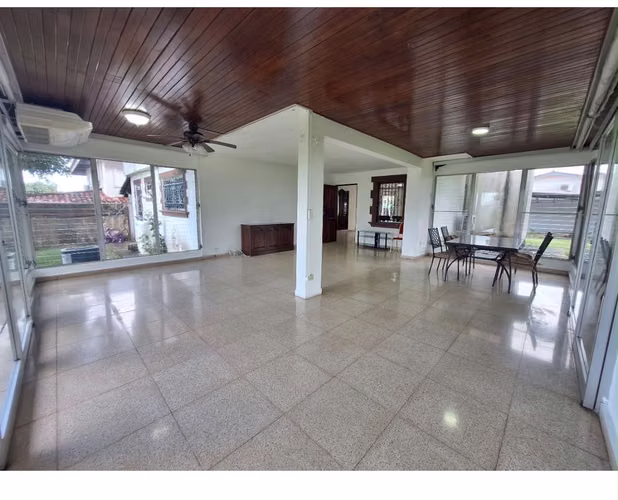 alquilo casa en el dorado de 500 M2