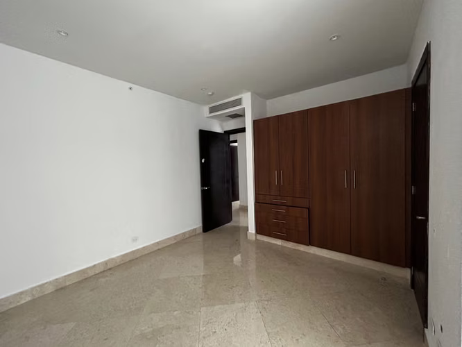 ALQUILER DE APARTAMENTO LINEA BLANCA, EN PH THE POINT, PUNTA PAITILLA