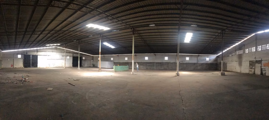 25-3000RGG Galera 2040m2. ÚNICA en VENTA Calidonia / Curundu.