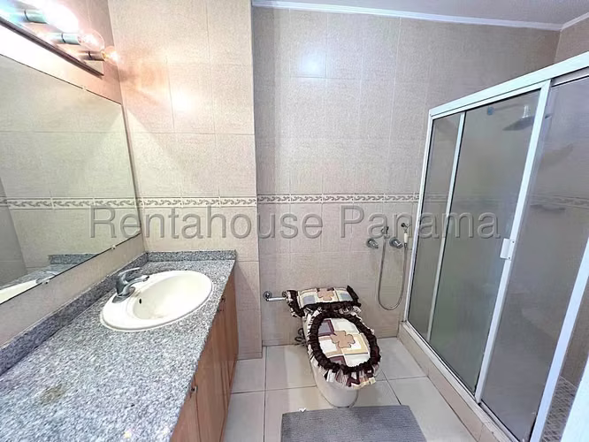 Apartamento en Alquiler en El Cangrejo 26*8791Mfk