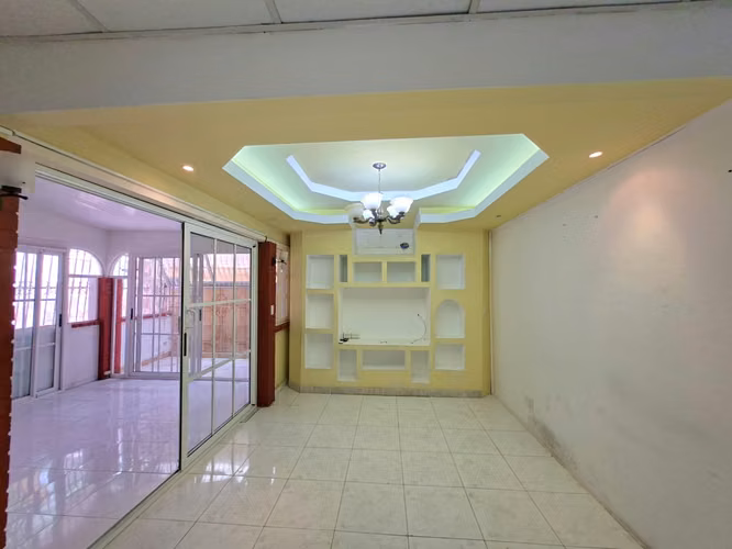 Alquiler de casa comercial en Hato pintado(dk)