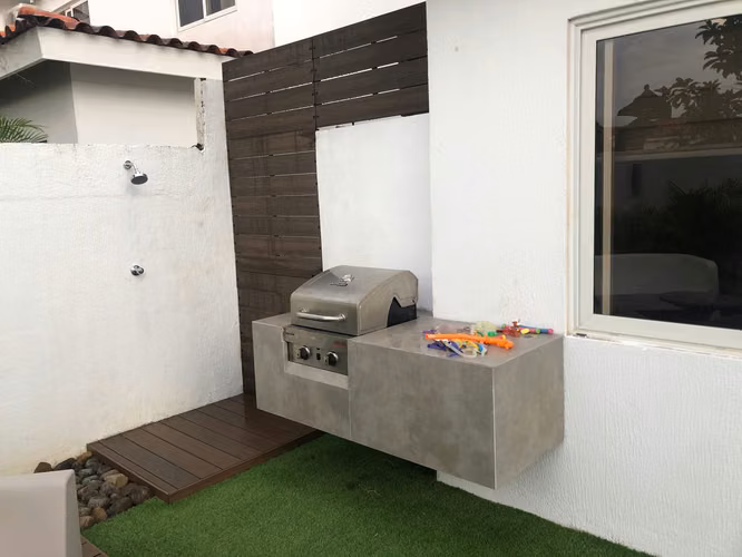 SE VENDE CASA EN QUINTAS DE VERSALLES