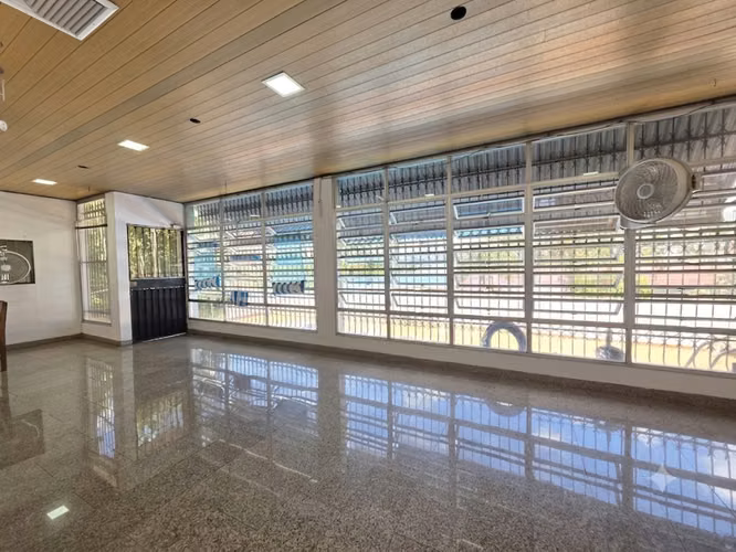VENDO CASA EN HATO PINTADO CON PISCINA/NEGOCIABLE (DB)