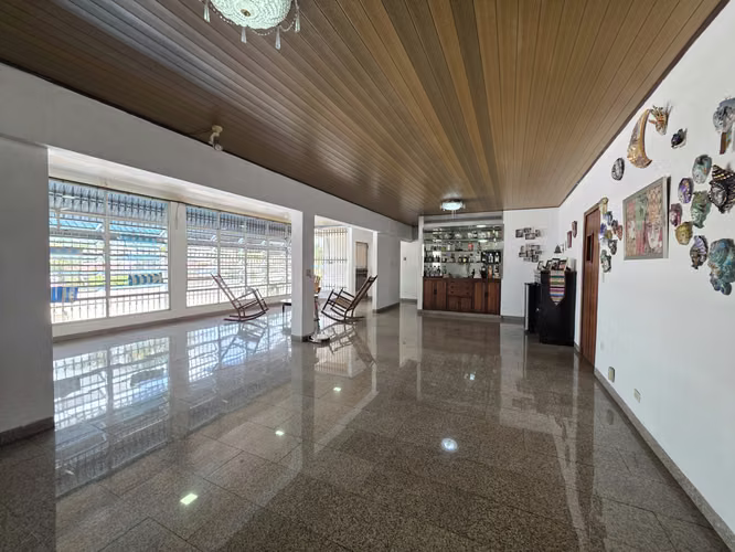VENDO CASA EN HATO PINTADO CON PISCINA/NEGOCIABLE (DB)