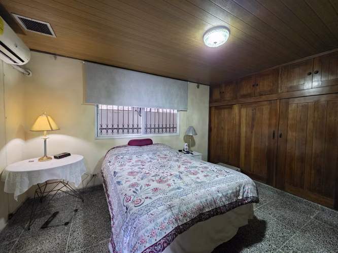 VENDO CASA EN HATO PINTADO CON PISCINA/NEGOCIABLE (DB)
