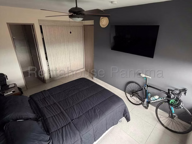 Se Vende Apartamento en El Bosque LA26-4436