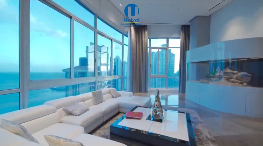 Penthouse Amoblado en Venta en Punta Pácifica - PH Blue Bahia