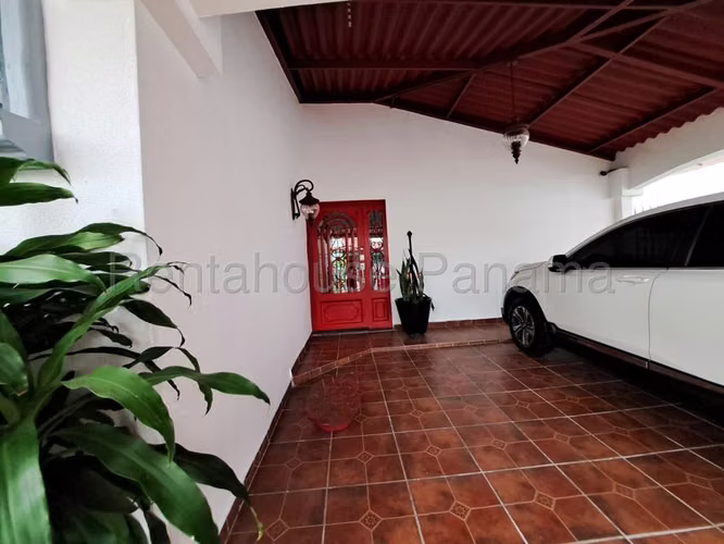 Casa en Venta en Villa Zaita JG