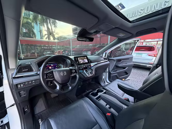 HONDA ODYSSEY ELITE