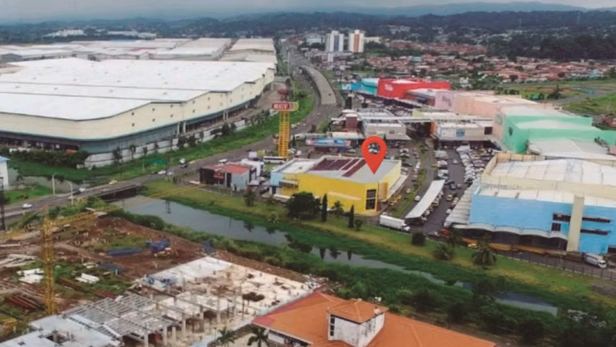 Commercial Space for Sale in Colón at Plaza 4 Altos
