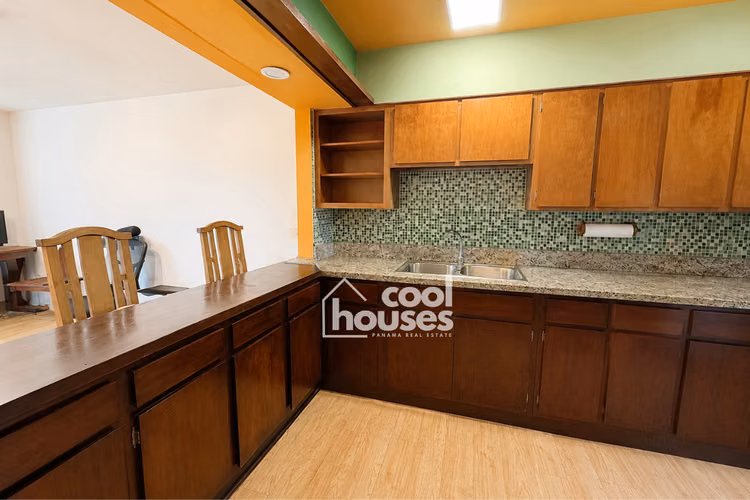 VENTA APTO CON ENCANTO HISTÓRICO EN CERRO ANCÓN