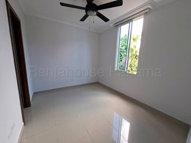 Casa en Alquiler en La Alameda Betania CIG268838