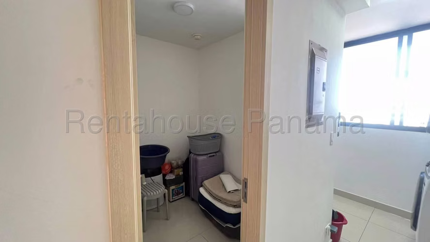 Alquiler de Apartamento en Bella Vista. BALBOA BAY. CON O SIN MUEBLES