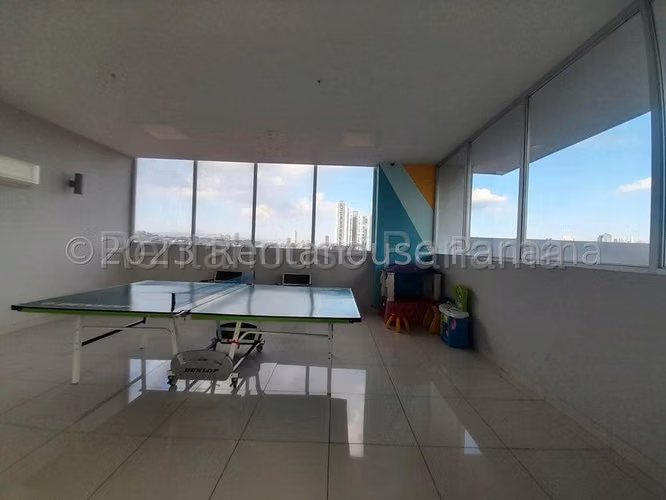 Venta de Apartamento en Vía España MPS26-8500