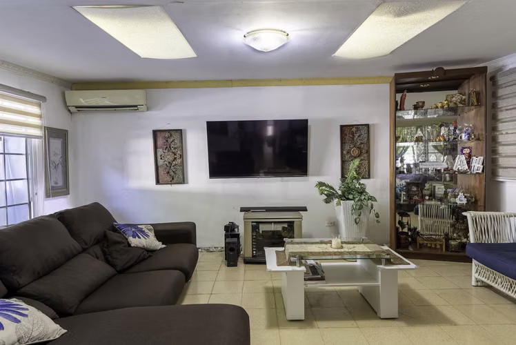 Casa 4 Recámaras en Campo Lindbergh con Ingresos Activos de Airbnb – Vive o Invierte - Imagen 4