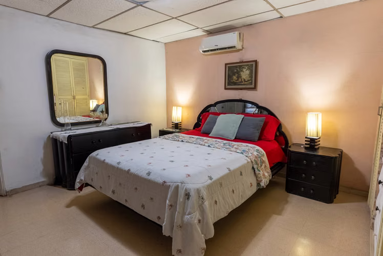 Casa 4 Recámaras en Campo Lindbergh con Ingresos Activos de Airbnb – Vive o Invierte - Imagen 10
