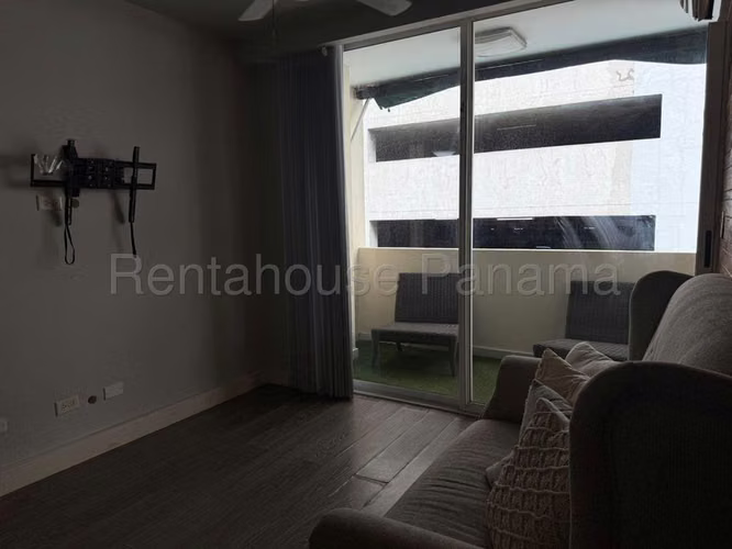 Apartamento en Venta en Condado del Rey. ABS