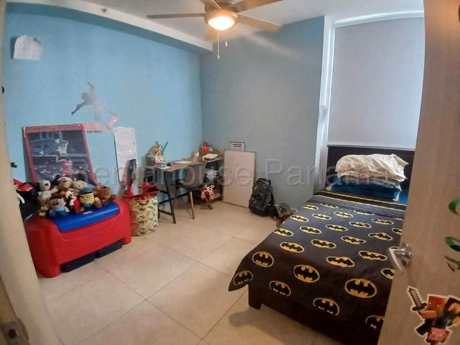 Se Alquila Apartamento en Clayton MDV26-8122