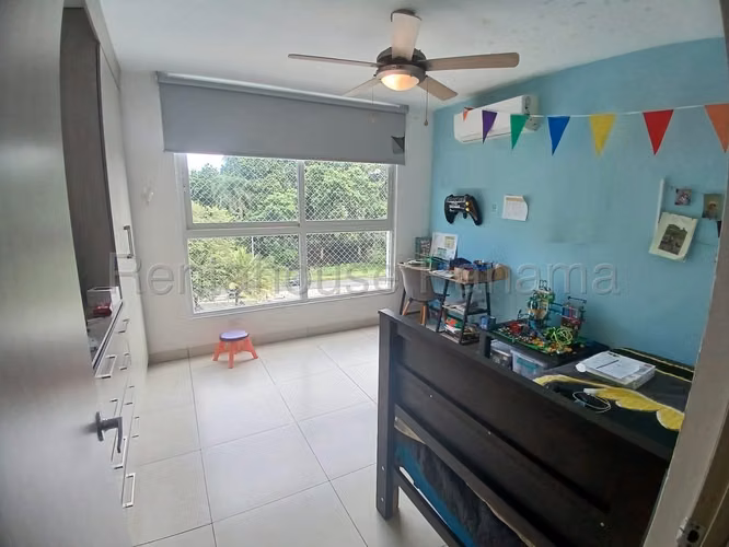 Se Alquila Apartamento en Clayton MDV26-8122