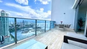 Venta de Apartamento con 205m2 en Punta Pacifica PH Grand Tower 26-1286SR