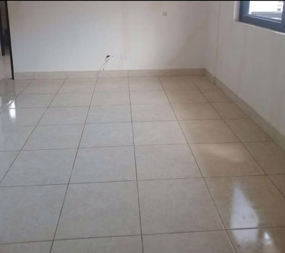 SE VENDE APARTAMENTO REPOSEIDO EMBASSY VILLAGE ANCON 2 HABITACIONES - Imagen 5