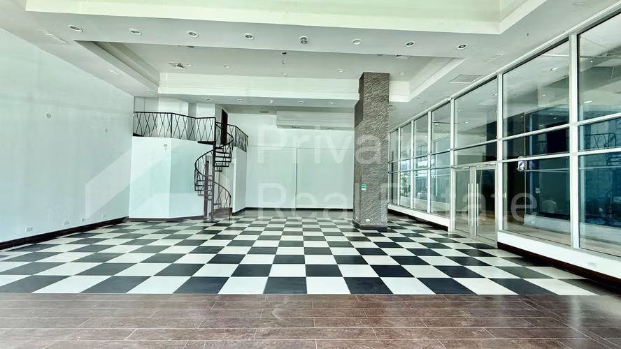 Alquiler de Local Comercial en Costa del Este