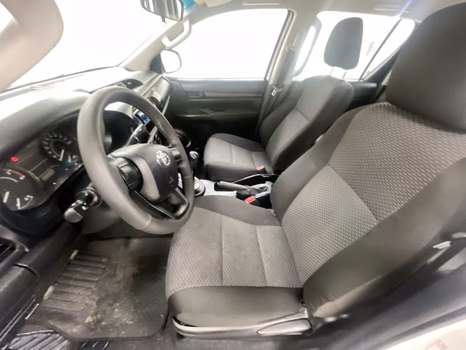 TOYOTA HILUX - 2025 - PPHX - Automarket - Imagen 5