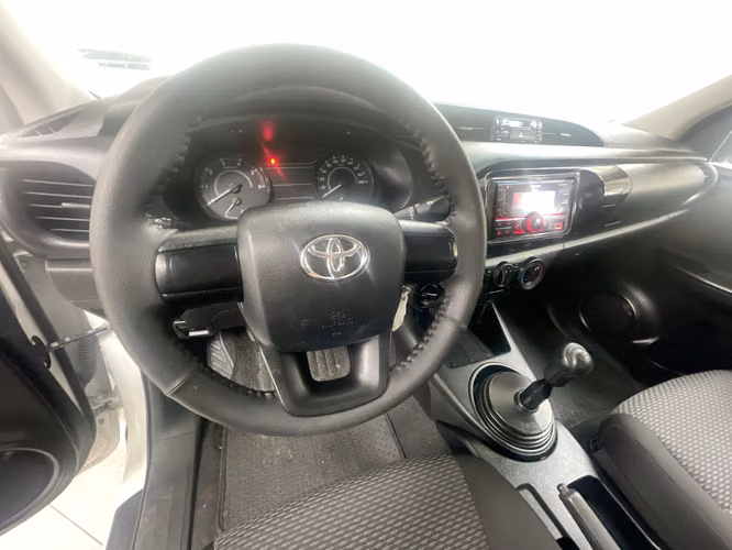 TOYOTA HILUX - 2025 - PPHX - Automarket - Imagen 6