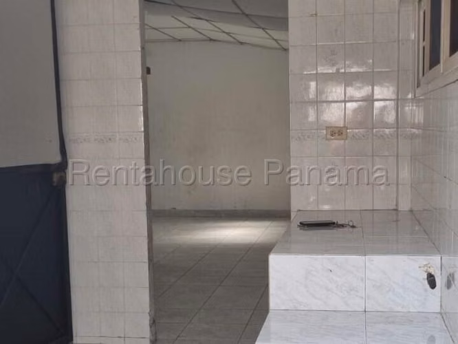 Venta de Casa en Chanis San Gerardo Mayela CCO