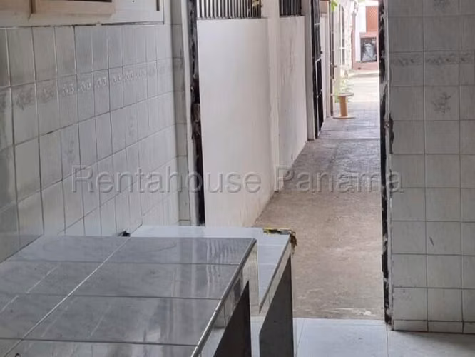 Venta de Casa en Chanis San Gerardo Mayela CCO