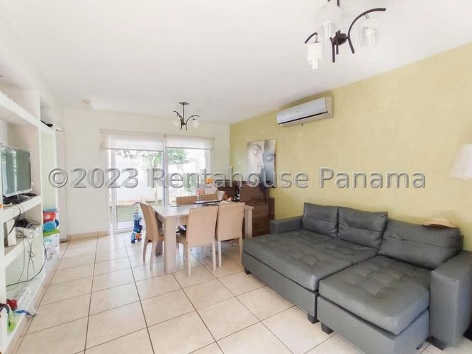House for sale in Brisas Del Golf Alpes CCO
