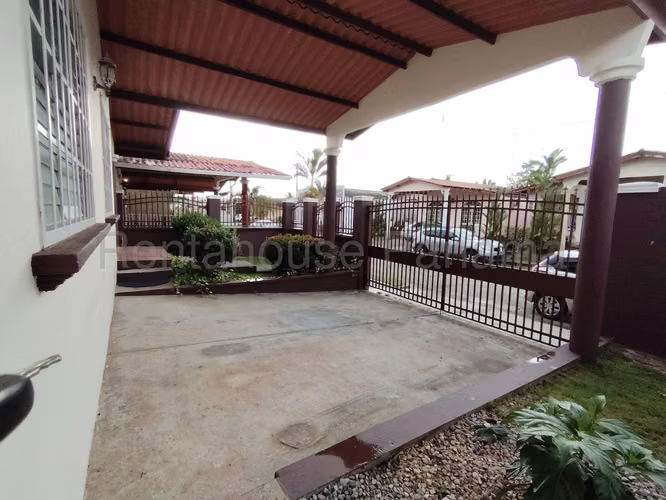 Venta de Casa en Brisas Del Golf Casa CCO